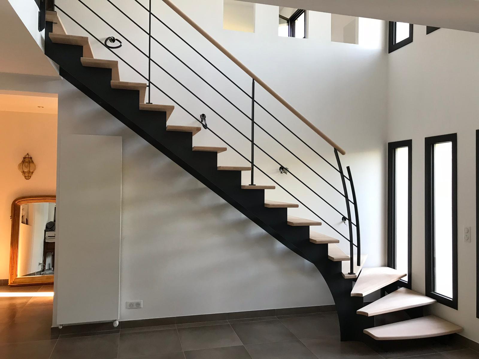 Escalier sur mesure en bois — Ben Menuiserie Paris