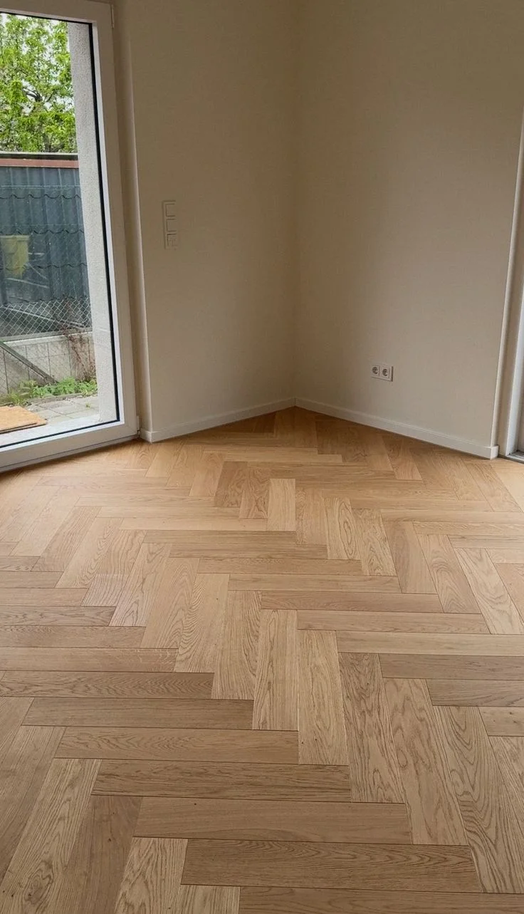 Parquet chêne en chevrons posé par Ben Menuiserie