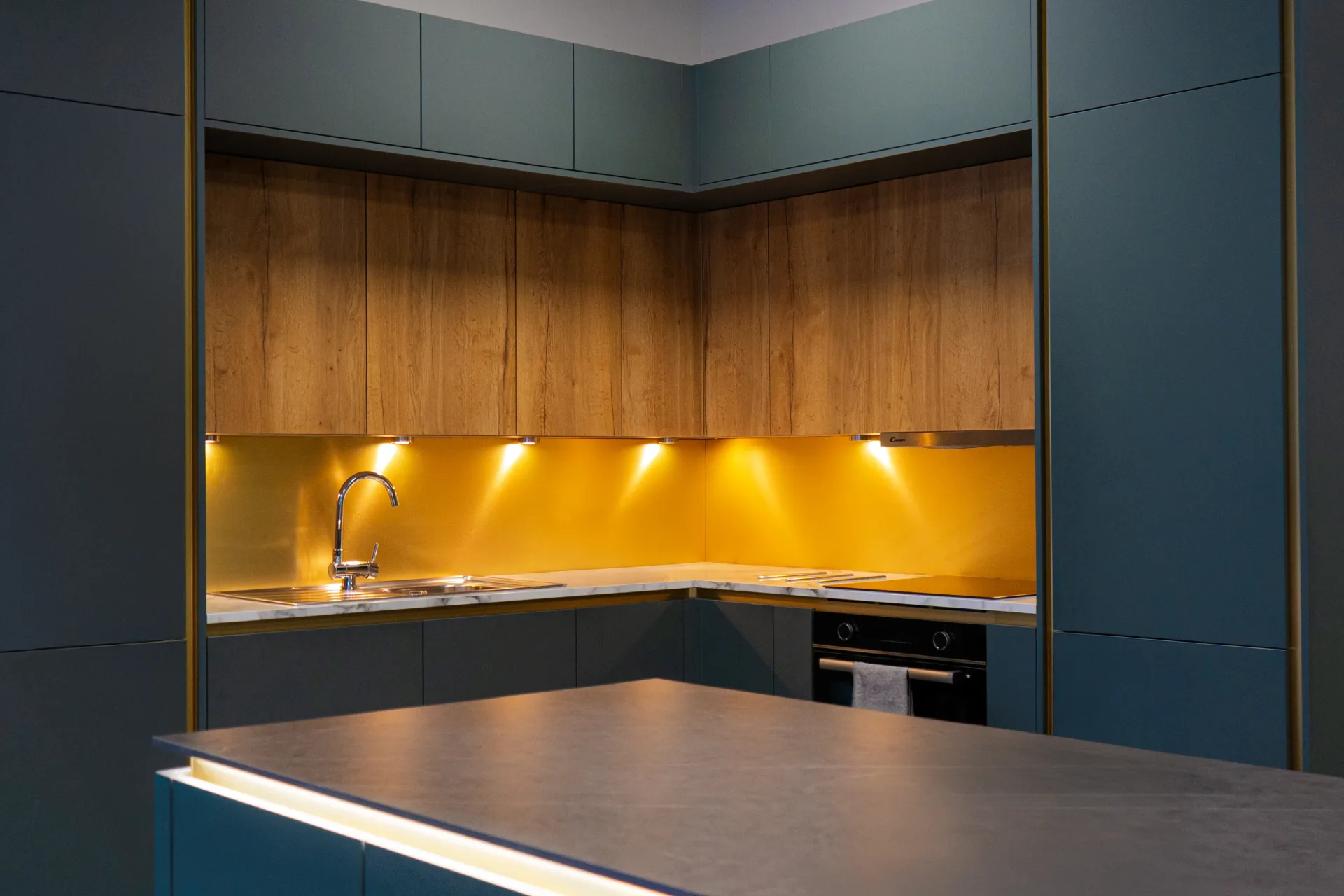 Cuisine bois massif sur mesure — Ben Menuiserie